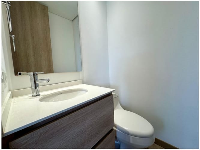 Apartaestudio en venta en Las Lomas No.2, Medellín, 64 m² · foto 13 de 24