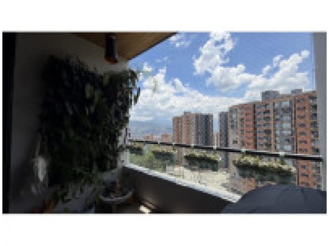 Apartamento de 3 alcobas en venta en Loma De Las Brujas, Envigado, 80 m² · foto 23 de 24