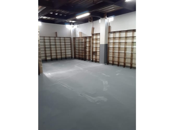 Bodega en venta en La Candelaria, Medellín, 720 m² · foto 8 de 16