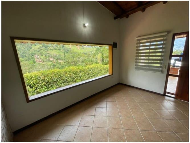 Casa de 4 alcobas en venta en Vereda La Doctora, Sabaneta, 60 m² · foto 10 de 23