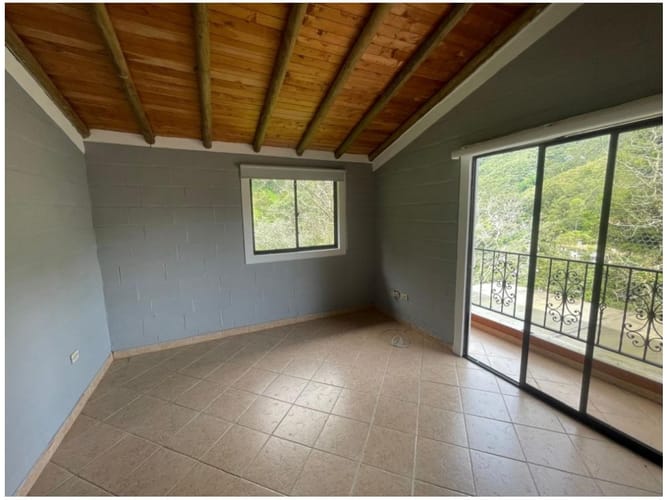 Casa de 4 alcobas en venta en Vereda La Doctora, Sabaneta, 60 m² · foto 12 de 23