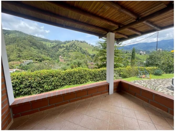 Casa de 4 alcobas en venta en Vereda La Doctora, Sabaneta, 60 m² · foto 14 de 23