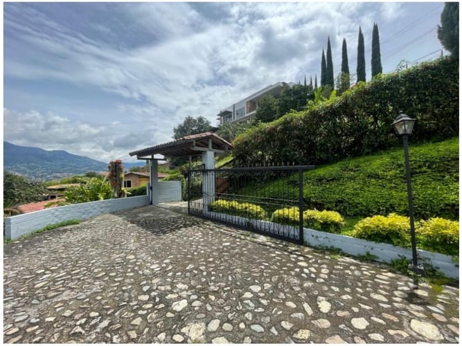 Casa de 4 alcobas en venta en Vereda La Doctora, Sabaneta, 60 m² · foto 15 de 23
