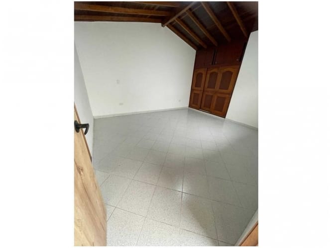 Casa de 4 alcobas en venta en La America, Medellín, 165 m² · foto 15 de 21
