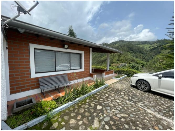 Casa de 4 alcobas en venta en Vereda La Doctora, Sabaneta, 60 m² · foto 19 de 23
