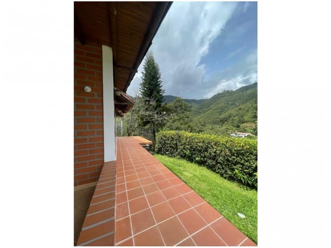 Casa de 4 alcobas en venta en Vereda La Doctora, Sabaneta, 60 m² · foto 20 de 23
