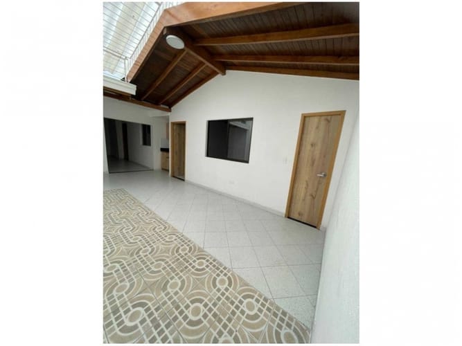 Casa de 4 alcobas en venta en La America, Medellín, 165 m² · foto 18 de 21