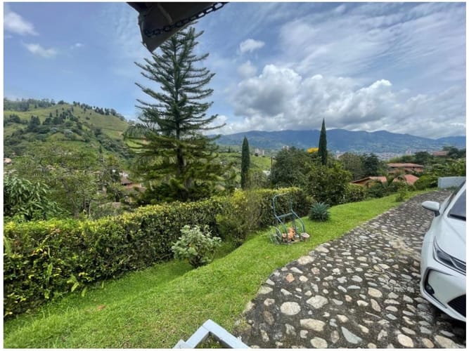 Casa de 4 alcobas en venta en Vereda La Doctora, Sabaneta, 60 m² · foto 23 de 23