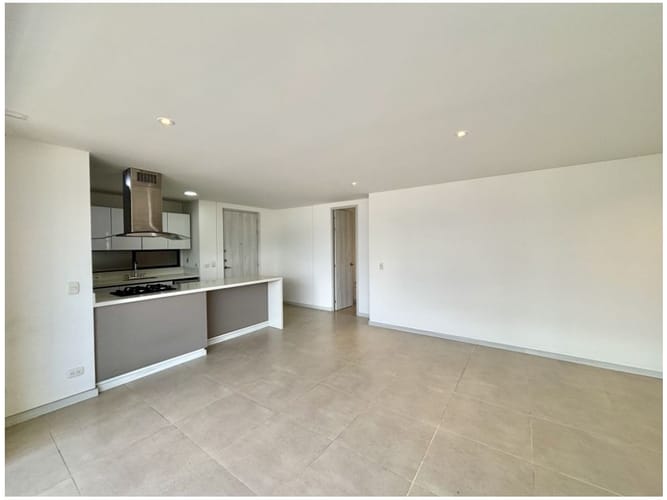 Apartamento de 3 alcobas en venta en El Poblado, Bello, 115 m² · foto 5 de 18