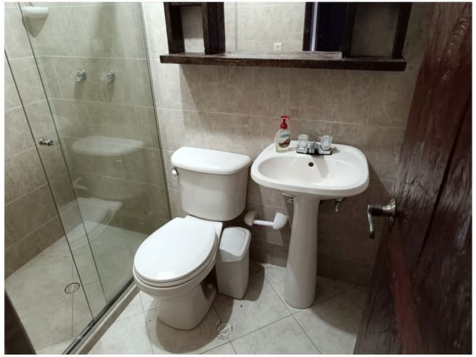 Casa de 8 alcobas en venta en Vía Las Palmas, Envigado · foto 11 de 24
