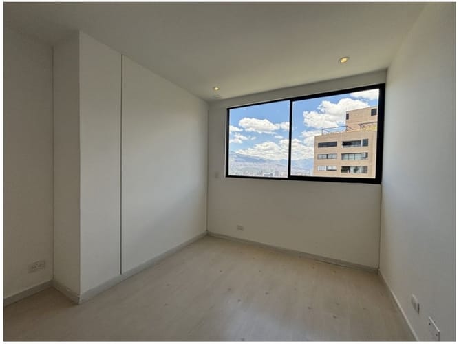 Apartamento de 3 alcobas en venta en El Poblado, Bello, 115 m² · foto 16 de 18