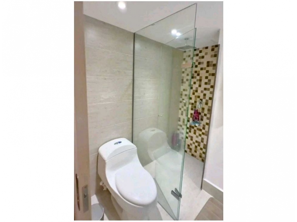Apartamento en venta en Loma De Los Bernal, Medellín · foto 18 de 18