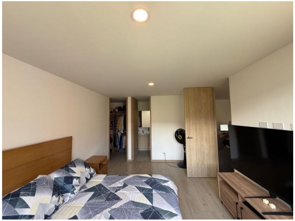 Apartamento en venta en Loma De Las Brujas, Envigado · foto 6 de 14