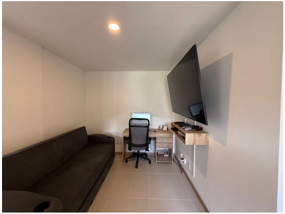 Apartamento en venta en Loma De Las Brujas, Envigado · foto 9 de 14
