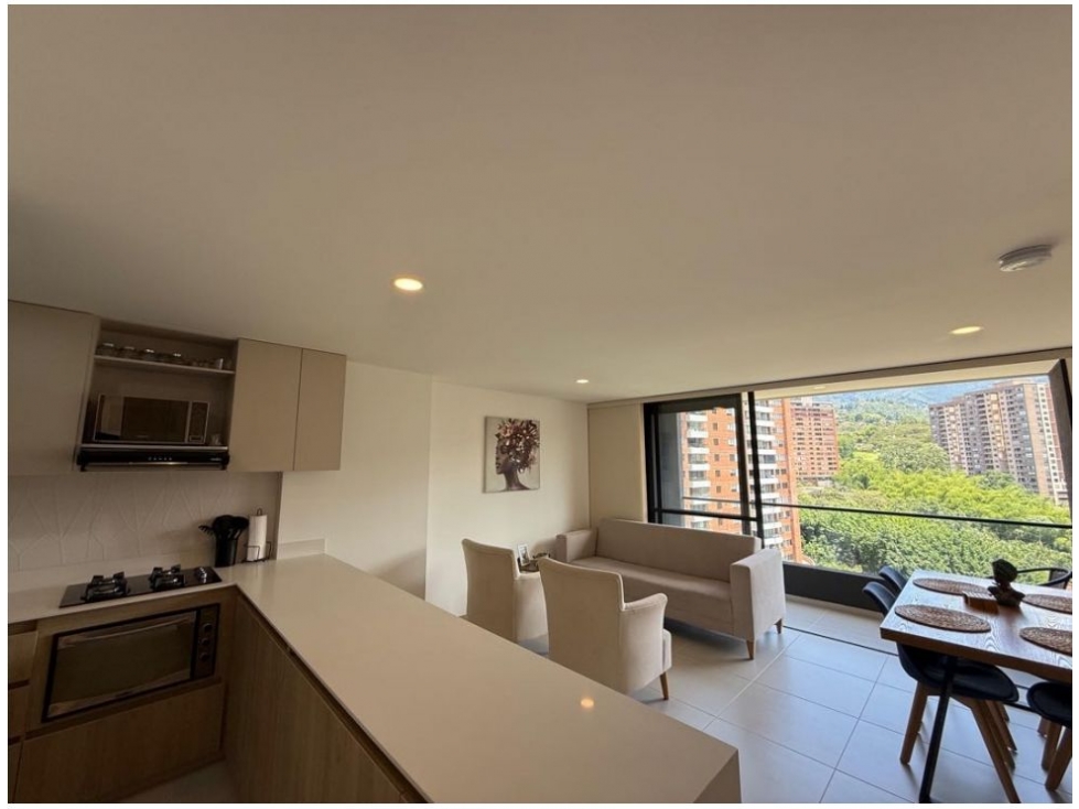 Apartamento en venta en Loma De Las Brujas, Envigado · foto 10 de 14