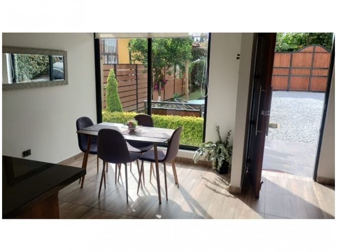 Casa de 5 alcobas en venta en El Zango, Guarne, 185 m² · foto 6 de 24