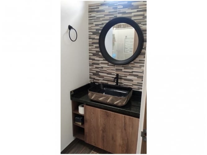 Casa de 5 alcobas en venta en El Zango, Guarne, 185 m² · foto 18 de 24