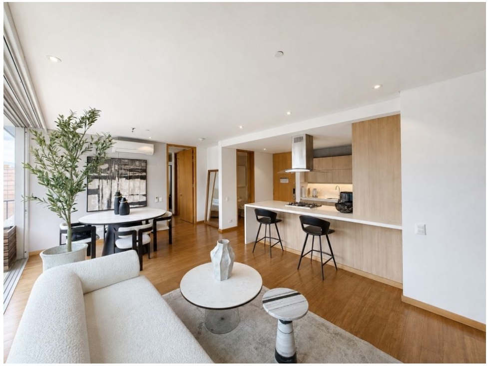 Apartamento en venta en El Tesoro, Medellín · foto 4 de 24