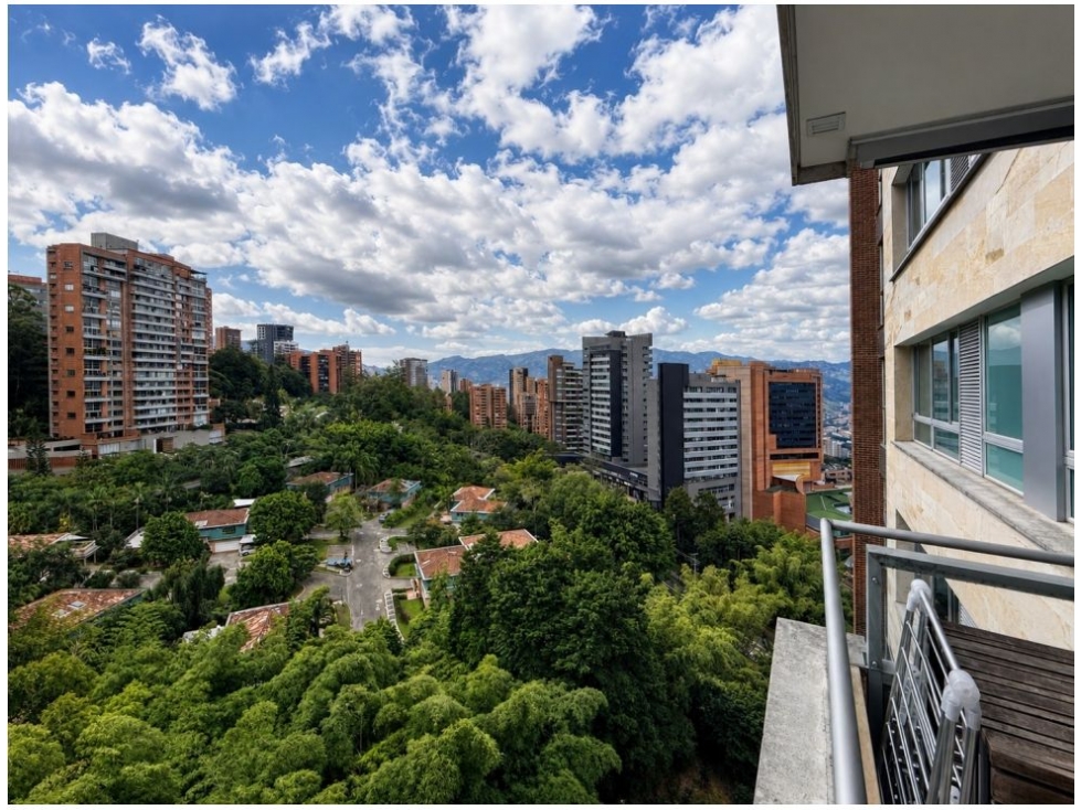 Apartamento en venta en El Tesoro, Medellín · foto 13 de 24