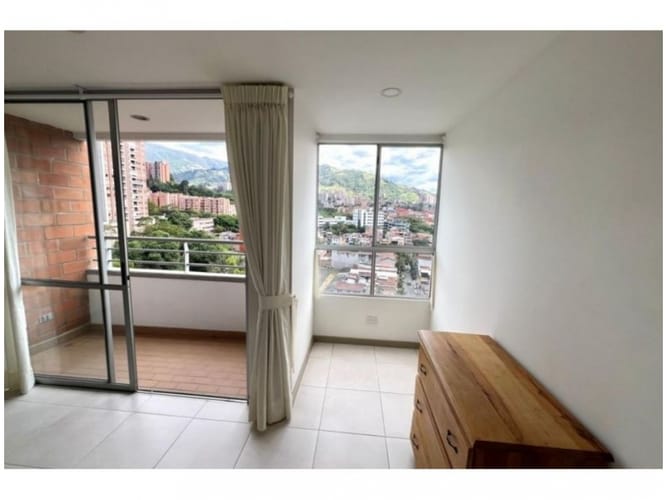 Apartamento de 3 alcobas en venta en Camino Verde, Envigado, 86 m² · foto 6 de 24