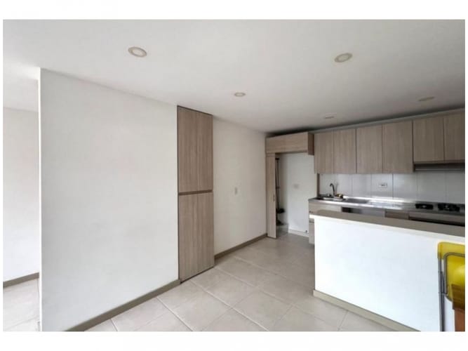 Apartamento de 3 alcobas en venta en Camino Verde, Envigado, 86 m² · foto 11 de 24