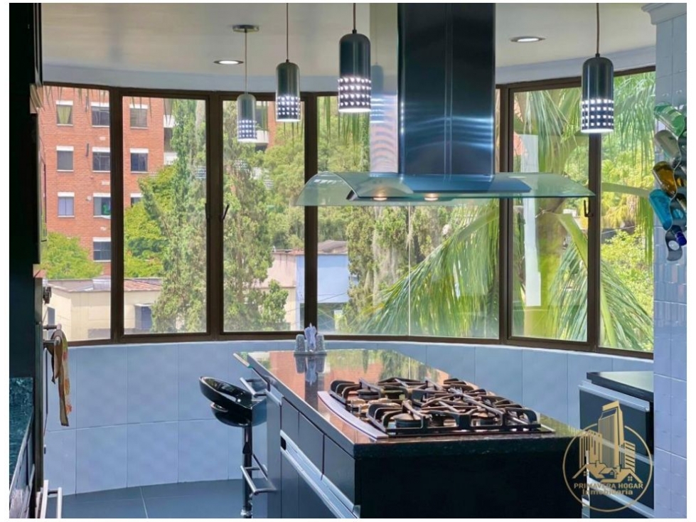 Apartamento en venta en Los Balsos, Medellín · foto 3 de 24