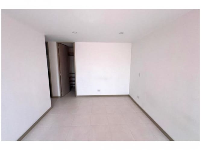 Apartamento de 3 alcobas en venta en Camino Verde, Envigado, 86 m² · foto 17 de 24