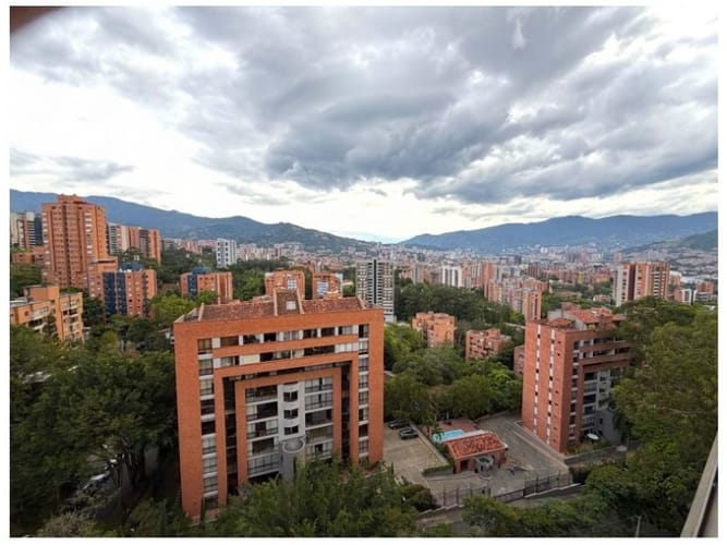 Apartamento en venta en El Campestre, Medellín · foto 4 de 24