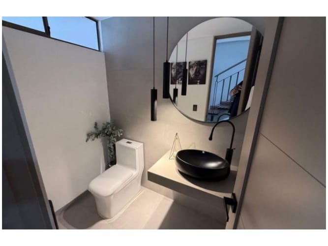 Casa de 3 alcobas en venta en Loma Del Chocho, Envigado, 252 m² · foto 7 de 8