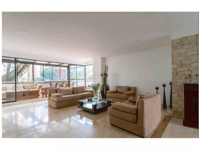 Apartamento de 4 alcobas en venta en Los Balsos, Envigado, 175 m² · foto 2 de 15