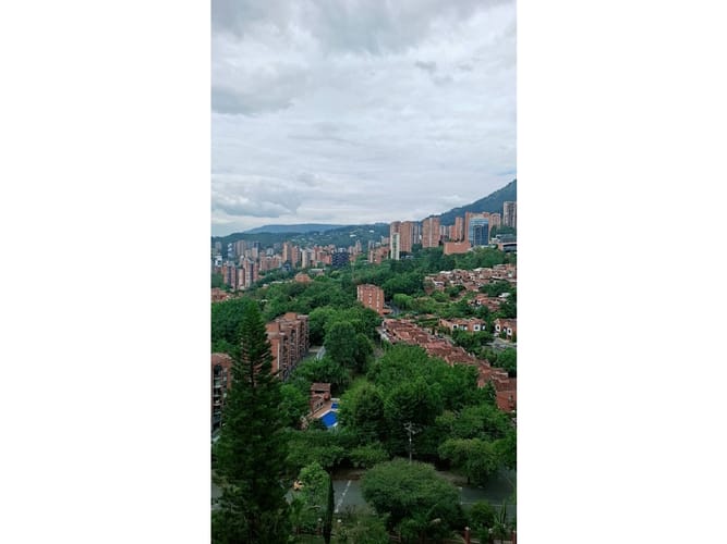 Apartamento de 2 alcobas en venta en Loma De Los Gonzalez, Medellín, 89 m² · foto 13 de 22