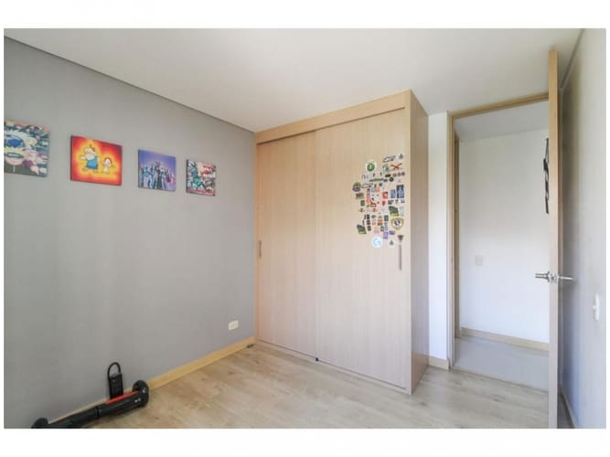Apartamento de 3 alcobas en venta en San Jose, Sabaneta, 93 m² · foto 6 de 12