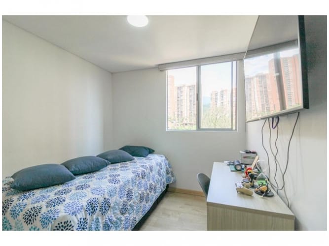 Apartamento de 3 alcobas en venta en San Jose, Sabaneta, 93 m² · foto 8 de 12