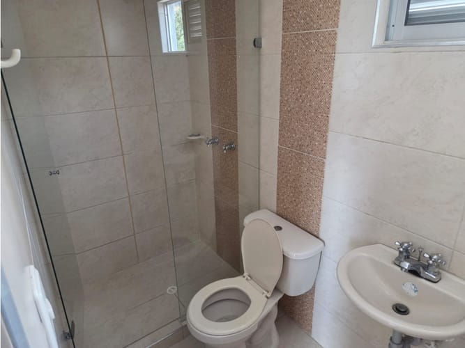 Apartamento de 3 alcobas en venta en San Jose Obrero, Bello, 60 m² · foto 6 de 22