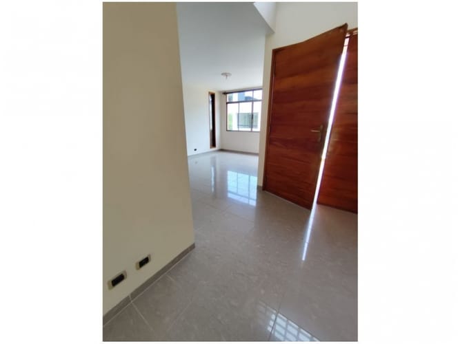 Casa de 5 alcobas en venta en Cola Del Zorro, Medellín, 320 m² · foto 7 de 23
