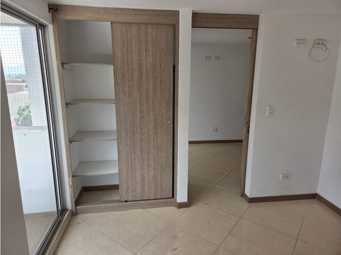 Apartamento de 3 alcobas en venta en San Jose Obrero, Bello, 60 m² · foto 9 de 22