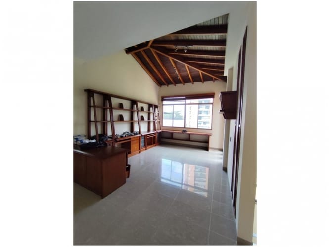 Casa de 5 alcobas en venta en Cola Del Zorro, Medellín, 320 m² · foto 11 de 23