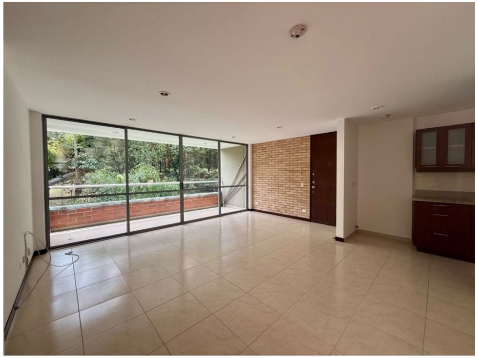 Apartamento en venta en Cumbres, Envigado · foto 2 de 19