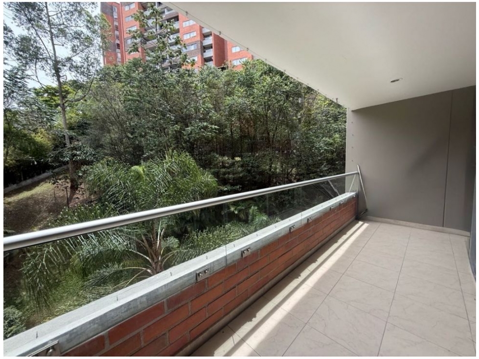 Apartamento en venta en Cumbres, Envigado · foto 4 de 19