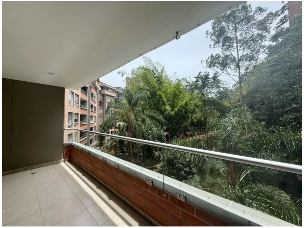 Apartamento en venta en Cumbres, Envigado · foto 8 de 19