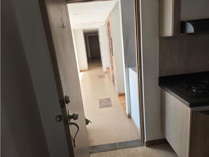 Apartamento de 3 alcobas en venta en San Jose Obrero, Bello, 60 m² · foto 20 de 22