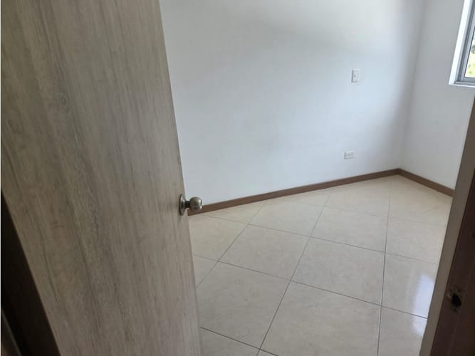 Apartamento de 3 alcobas en venta en San Jose Obrero, Bello, 60 m² · foto 22 de 22
