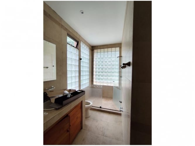 Casa de 5 alcobas en venta en Cola Del Zorro, Medellín, 320 m² · foto 22 de 23