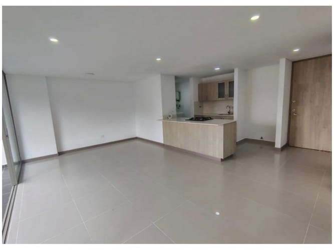 Apartamento de 2 alcobas en venta en Loma Del Esmeraldal, Envigado, 88 m² · foto 3 de 11