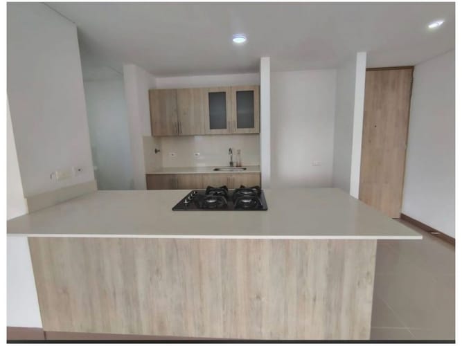 Apartamento de 2 alcobas en venta en Loma Del Esmeraldal, Envigado, 88 m² · foto 5 de 11
