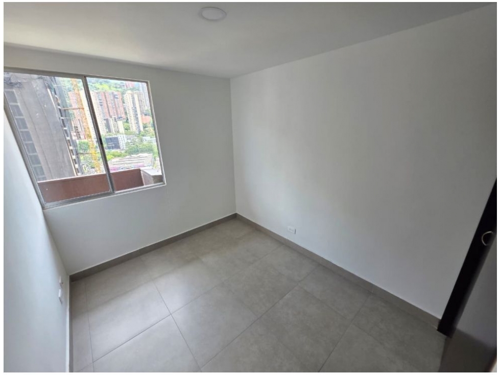 Apartamento en venta en Ciudad Del Río, Medellín · foto 6 de 13