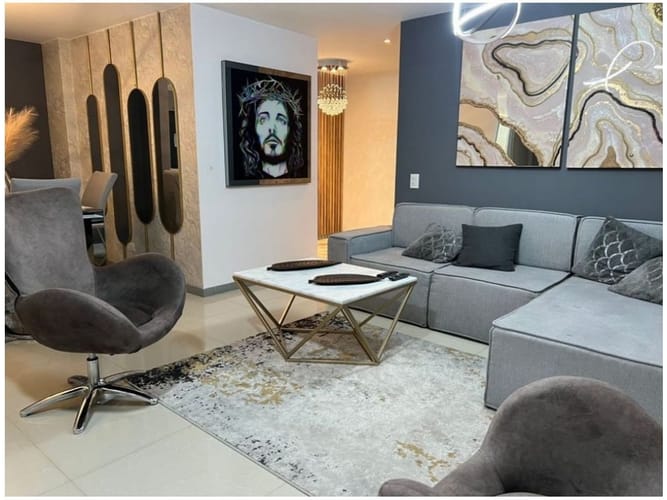 Apartamento de 3 alcobas en venta en El Castillo, Medellín, 117 m² · foto 6 de 24