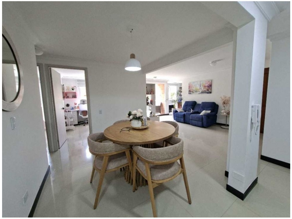 Apartamento en venta en Los Balsos, Medellín · foto 8 de 19