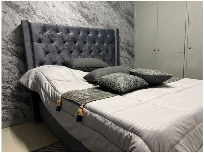 Apartamento de 3 alcobas en venta en El Castillo, Medellín, 117 m² · foto 21 de 24