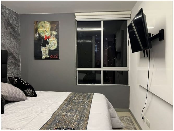 Apartamento de 3 alcobas en venta en El Castillo, Medellín, 117 m² · foto 22 de 24